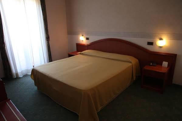 Blu Sun Apartment In Complesso Riva Del Sole Giovinazzo Eksteriør bilde